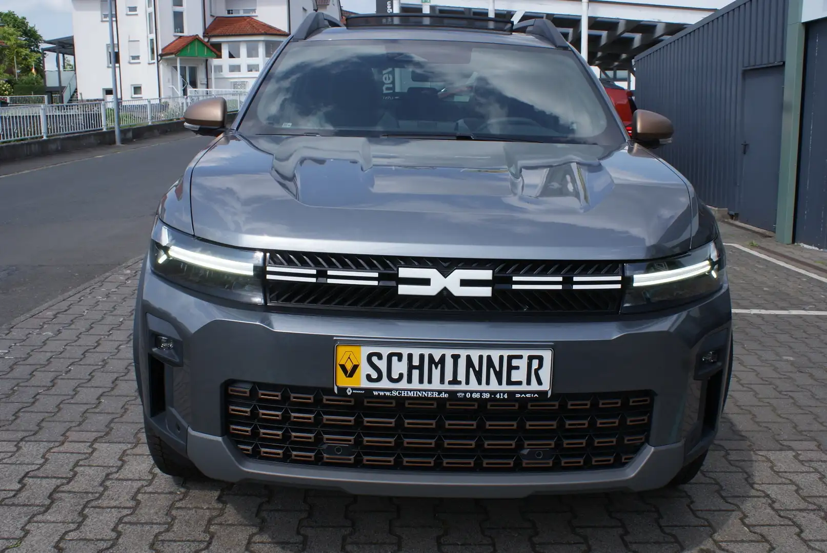 Dacia Bigster Extreme TCe 130 4x4 Grijs - 2