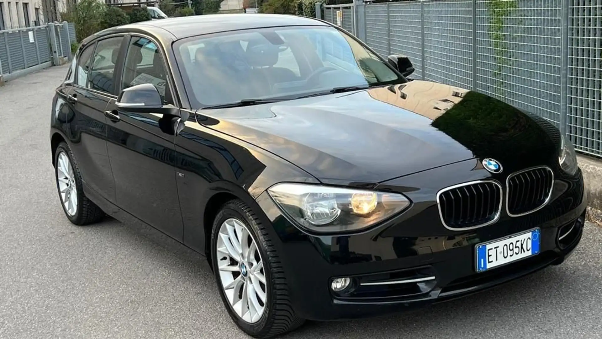 BMW 120 120d 5p Msport - 1