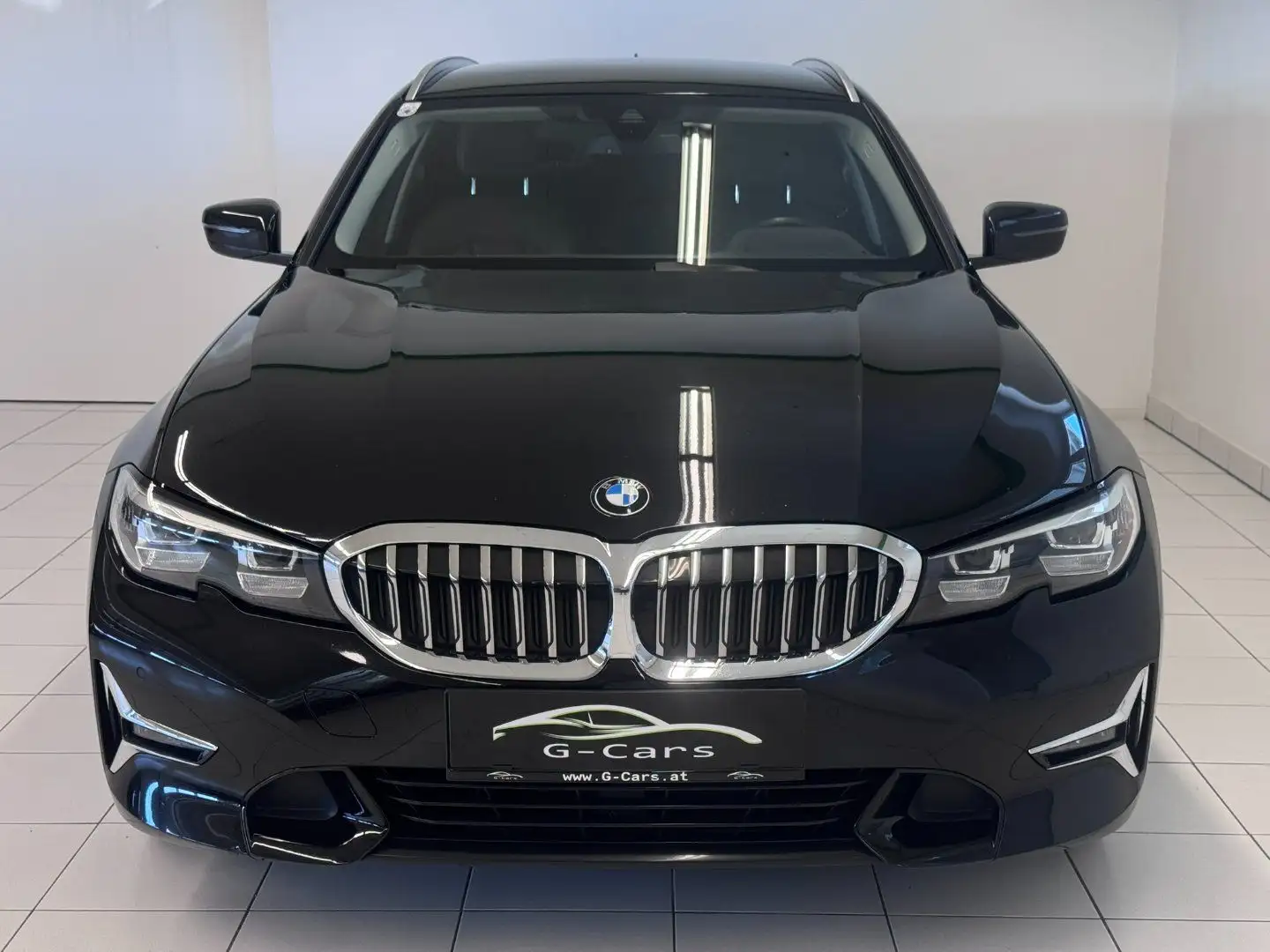 BMW 320 d Aut.*Luxury-Line*R-KAMERA*SHZ*AHK*HuD* Schwarz - 2