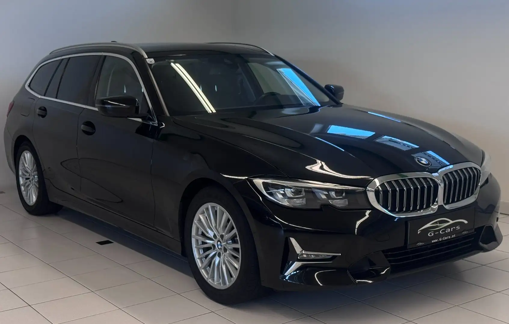 BMW 320 d Aut.*Luxury-Line*R-KAMERA*SHZ*AHK*HuD* Schwarz - 1