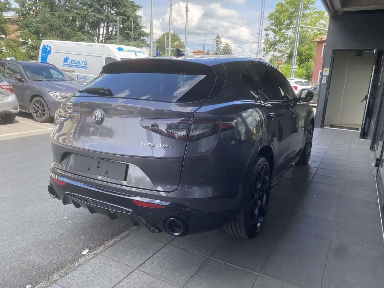 Alfa Romeo Stelvio 2025