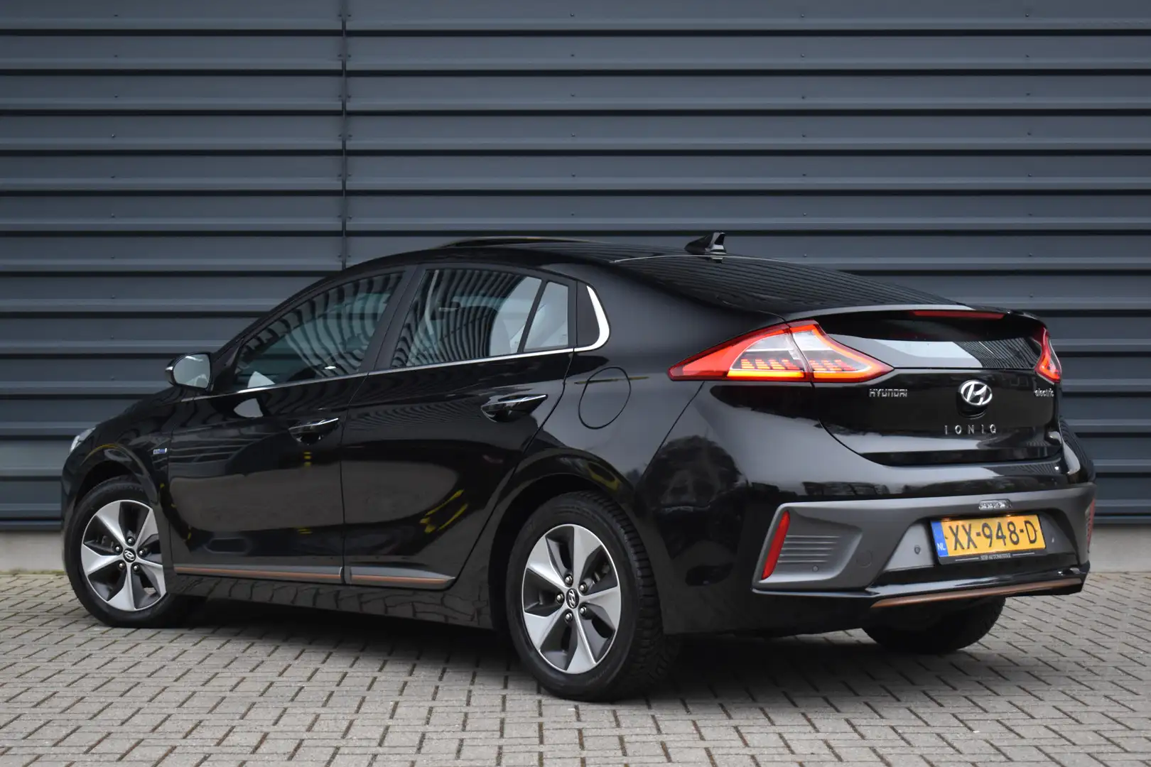 Hyundai IONIQ Premium EV | Schuif/kanteldak | Adaptive cruise co Negro - 2