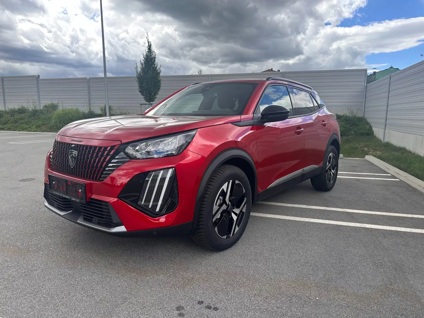 Peugeot 2008 ALLURE PureTech 130 EAT8 Rot - 1