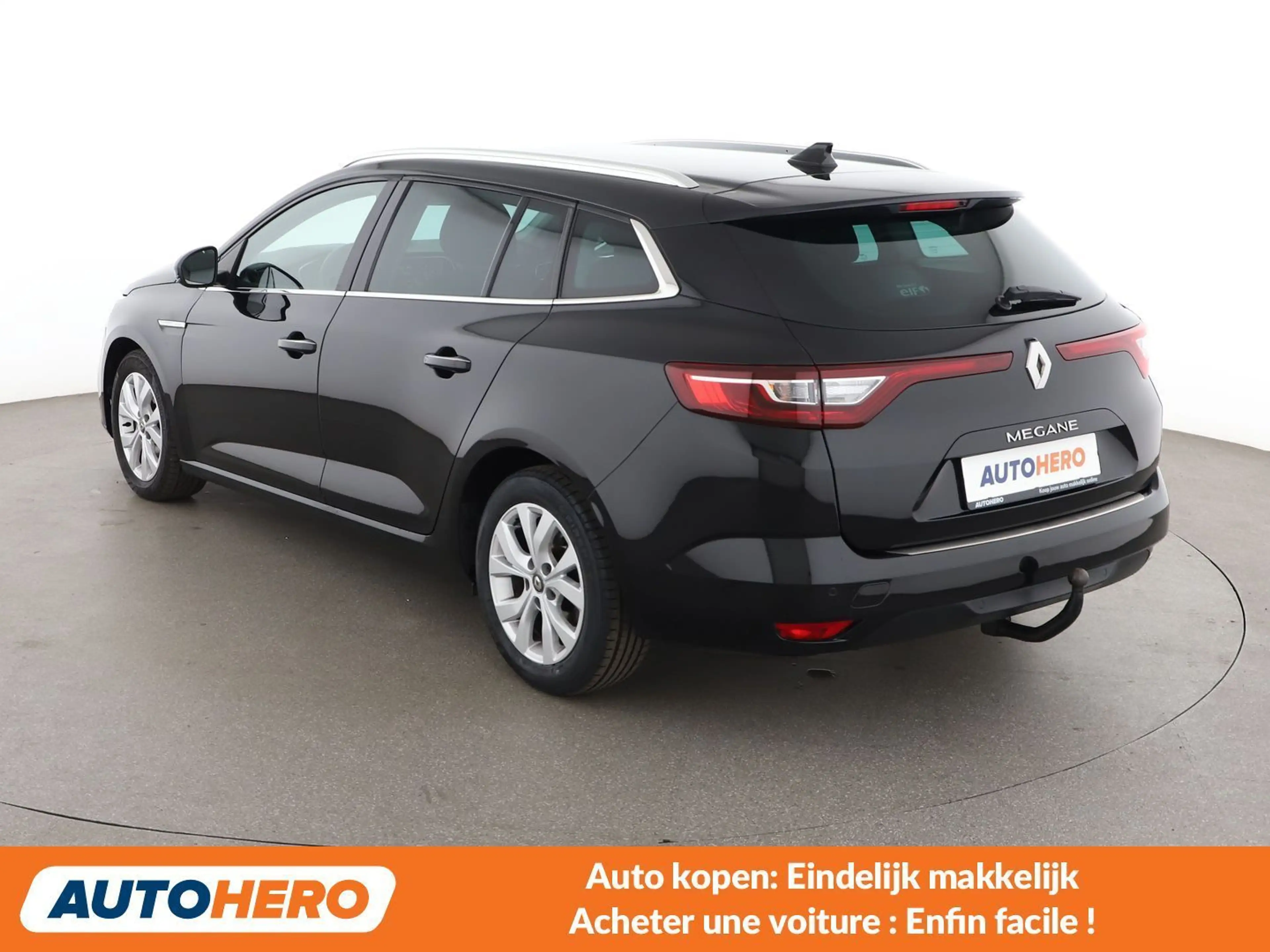 Renault Megane 1.3 TCe Limited — photo 4