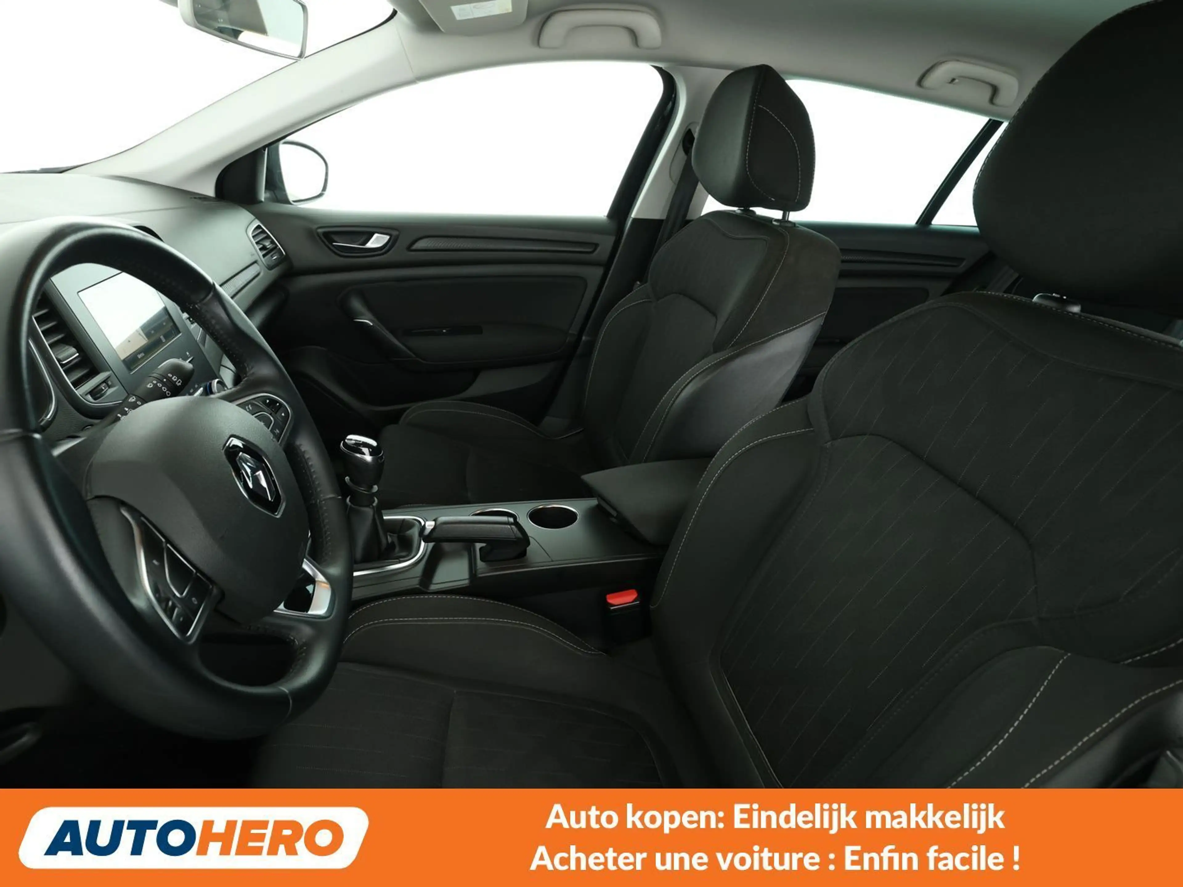 Renault Megane 1.3 TCe Limited — photo 14