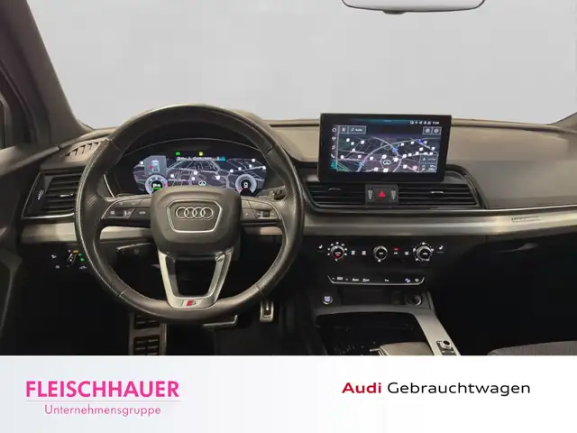 Audi Q5 view 15