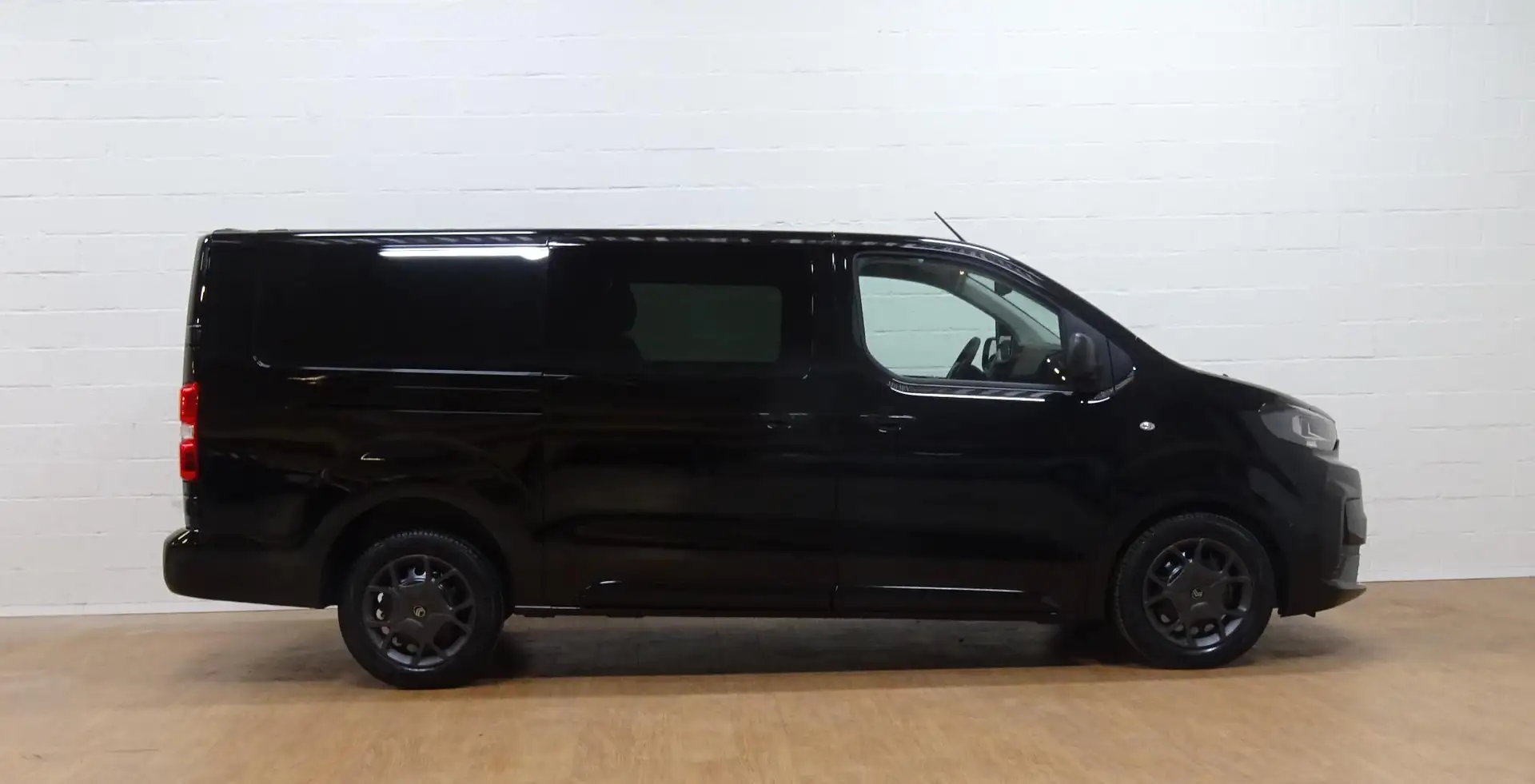 Citroen Jumpy XL 2.0 BlueHDi 180 S&S EAT8 DC Zwart - 2