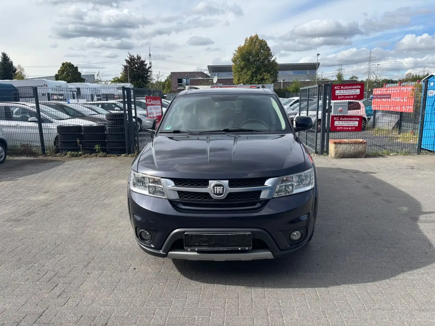 Fiat Freemont Urban*2HAND*TÜV NEU*7SITZER* Schwarz - 2
