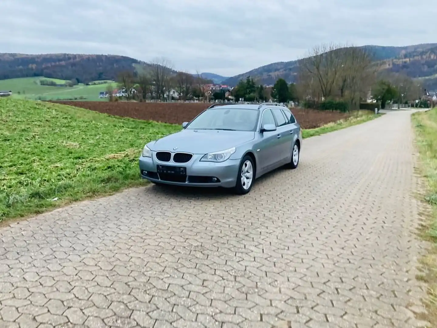 BMW 525 525d Gris - 1