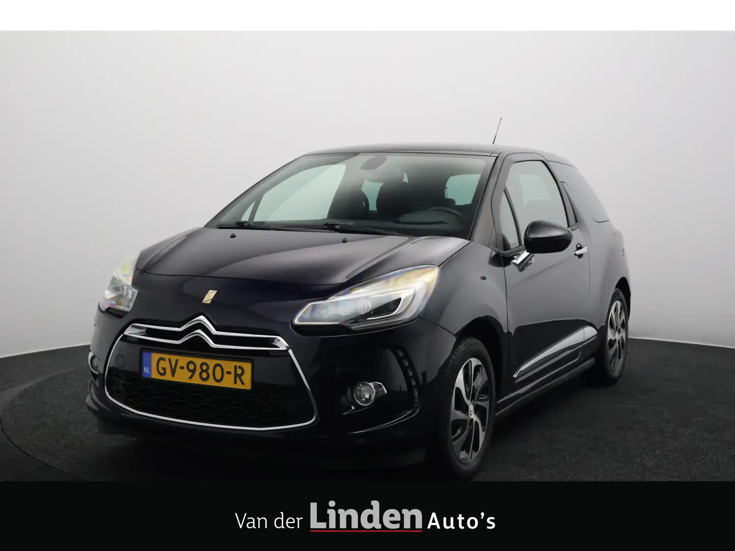 DS Automobiles DS 3 1.2 PureTech Chic 60th Edition | Led | Navigatie | Kék - 1