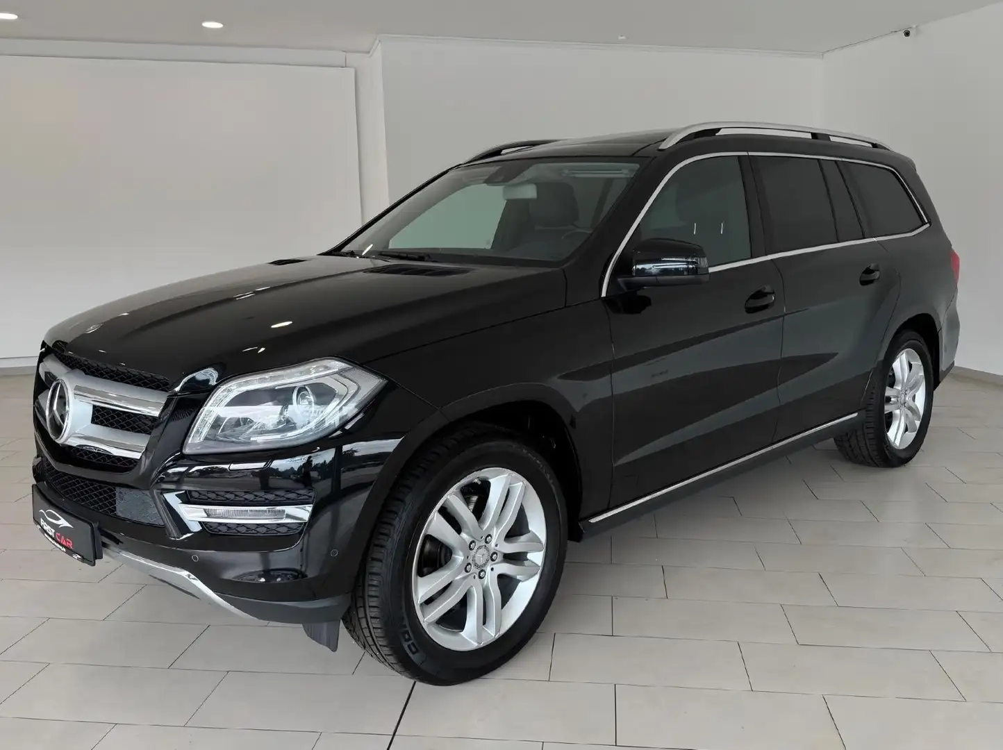 Mercedes-Benz GL 350 BlueTec 4Matic 7-Sitzer|PANO|AHK|STANDHZ| Schwarz - 1