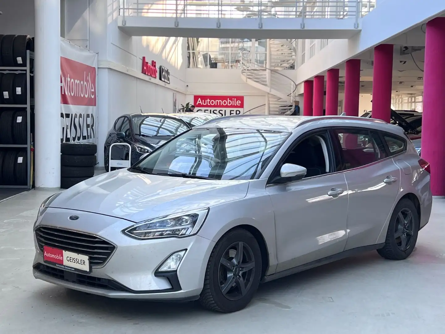 Ford Focus Turnier Titanium Argent - 1