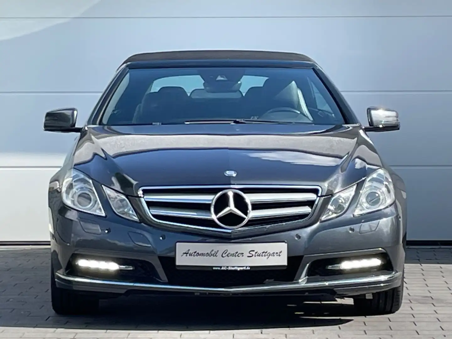Mercedes-Benz E 220 CDI Avantgarde AIRSCARF/LEDER/NAVI/XENON Grau - 2