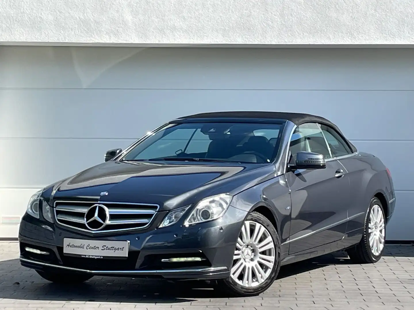 Mercedes-Benz E 220 CDI Avantgarde AIRSCARF/LEDER/NAVI/XENON Grau - 1