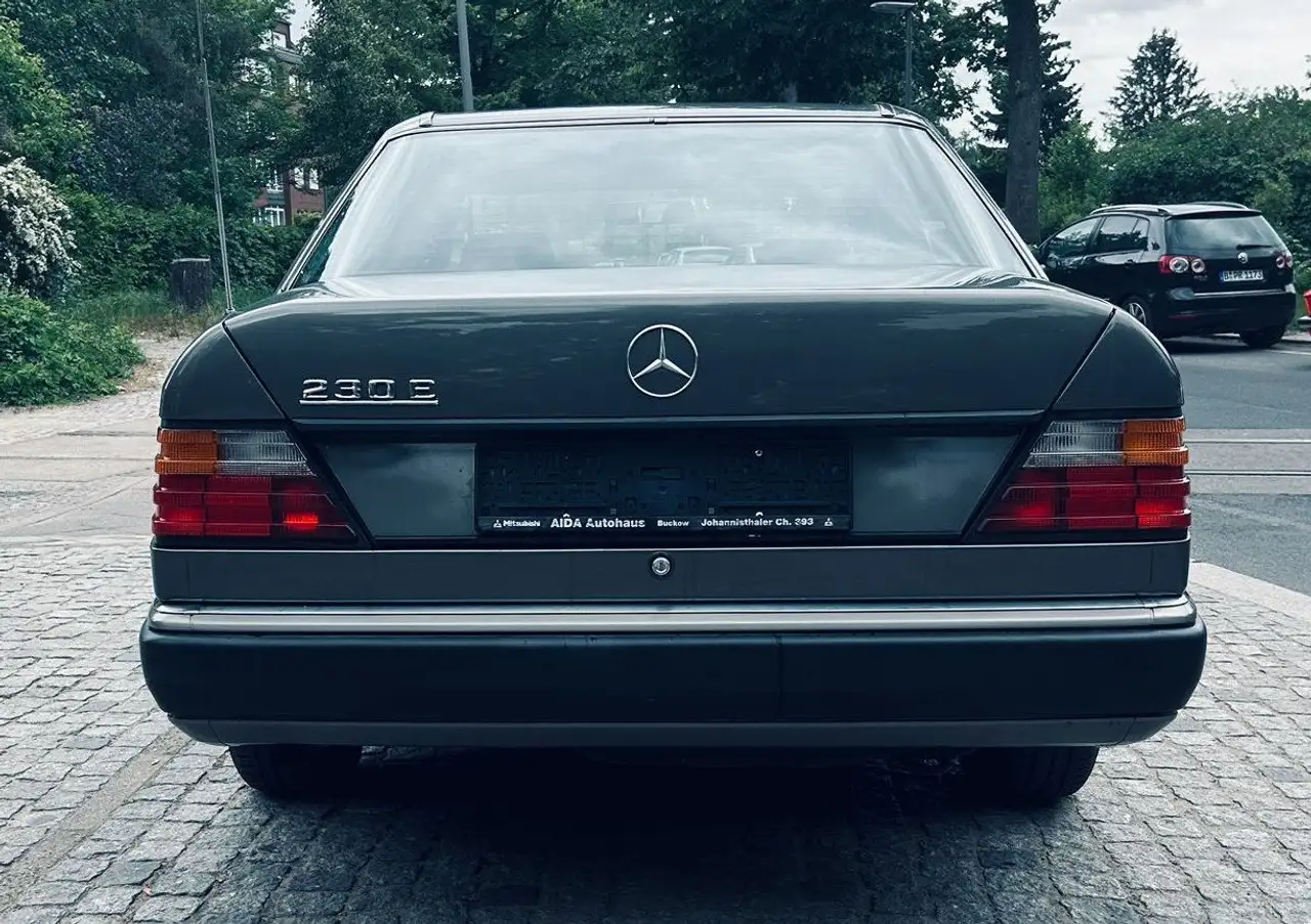 Mercedes-Benz E 230, foto 5