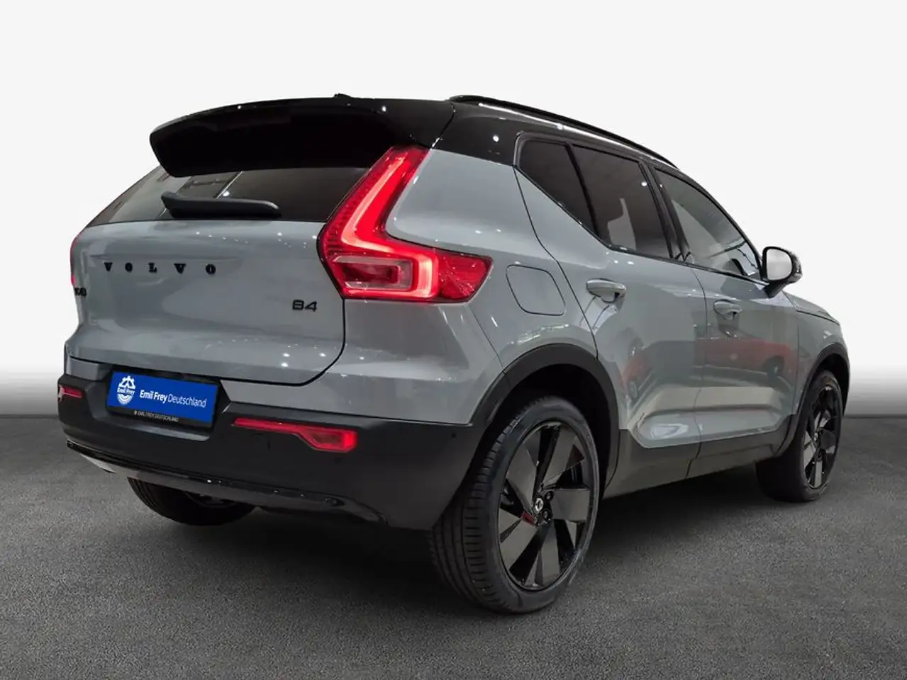 Volvo XC40 2026