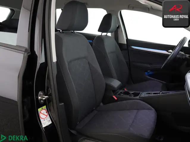 Volkswagen Golf view 11