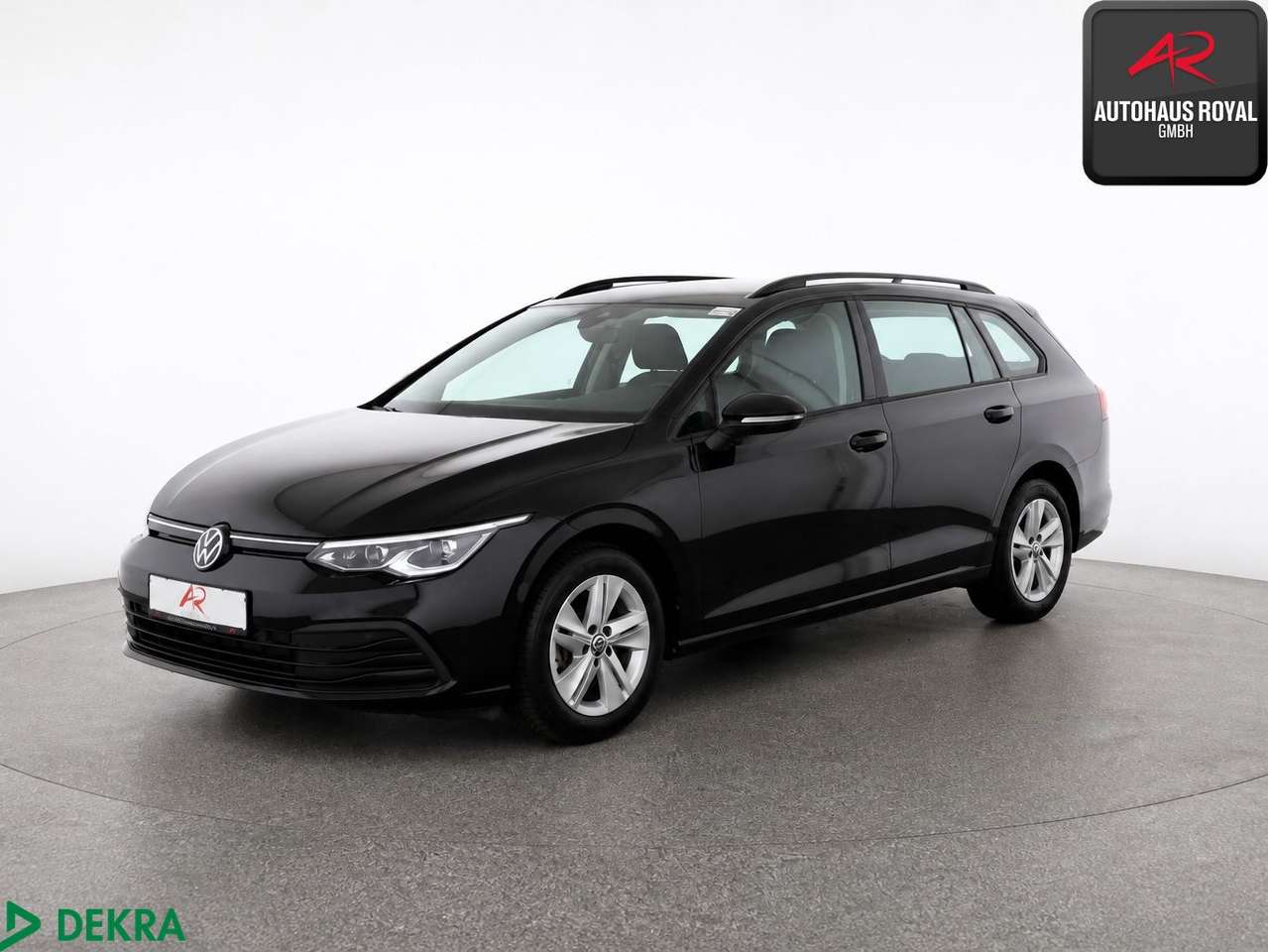 Volkswagen Golf 2024 — VIII Variant 2.0 TDI LIFE ACC,1.HAND,LED