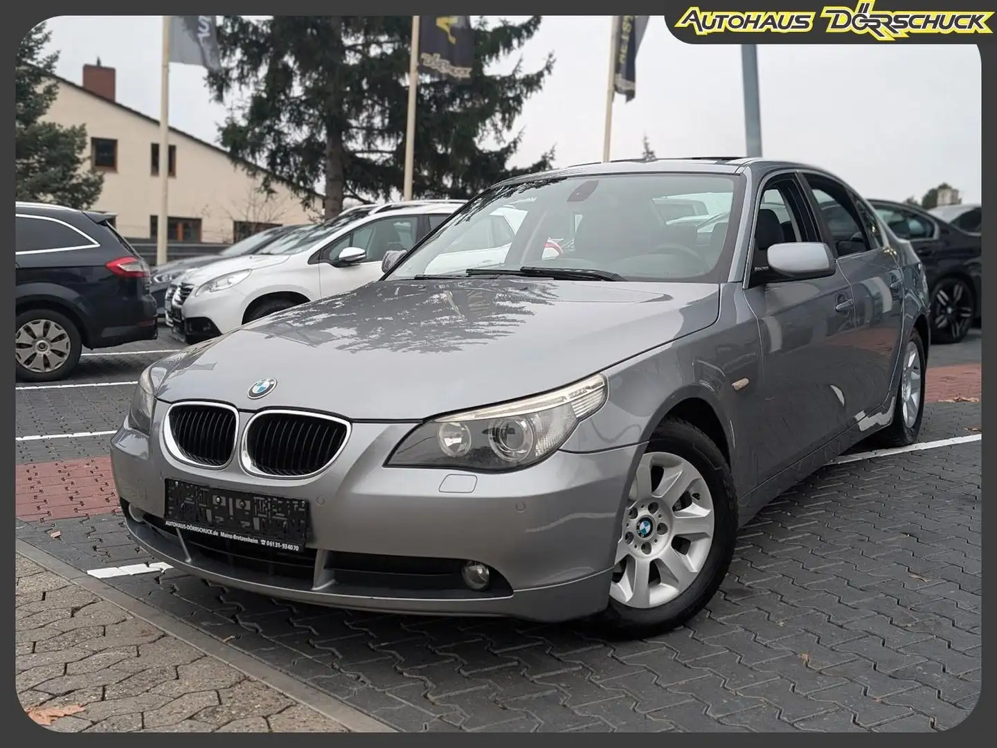 BMW 523 i Lim. Xenon. Klimaaut. Temp. Sitzh. Grau - 1