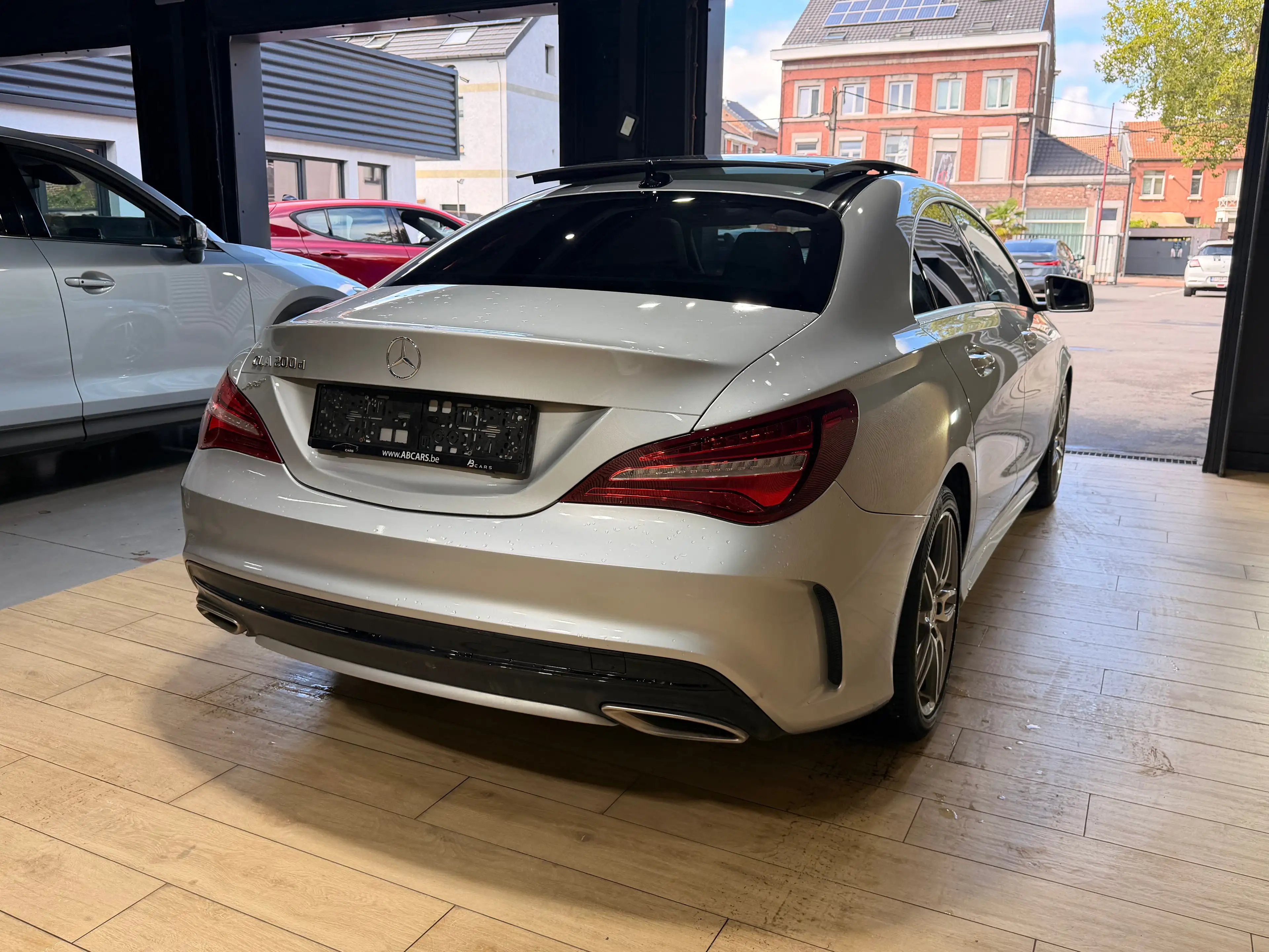 Mercedes-Benz CLA 200 D * PACK AMG * 1ER PROPRIETAIRE * — photo 10