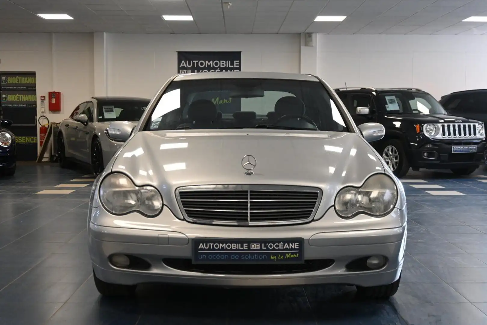 Mercedes-Benz C 220 W 203 220 CDI Classic Gris - 2