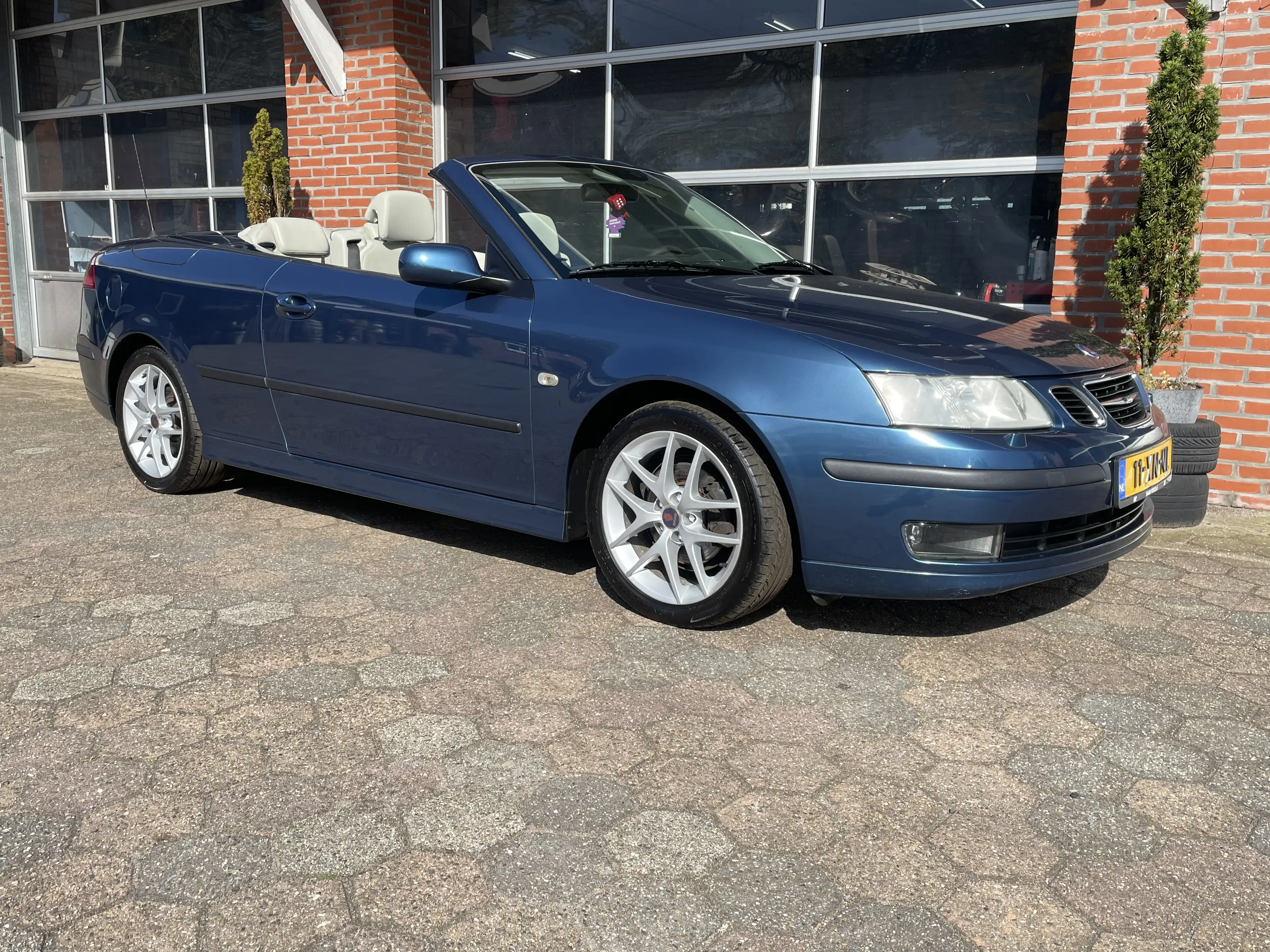 Saab 9-3 1.8t Vector — photo 13