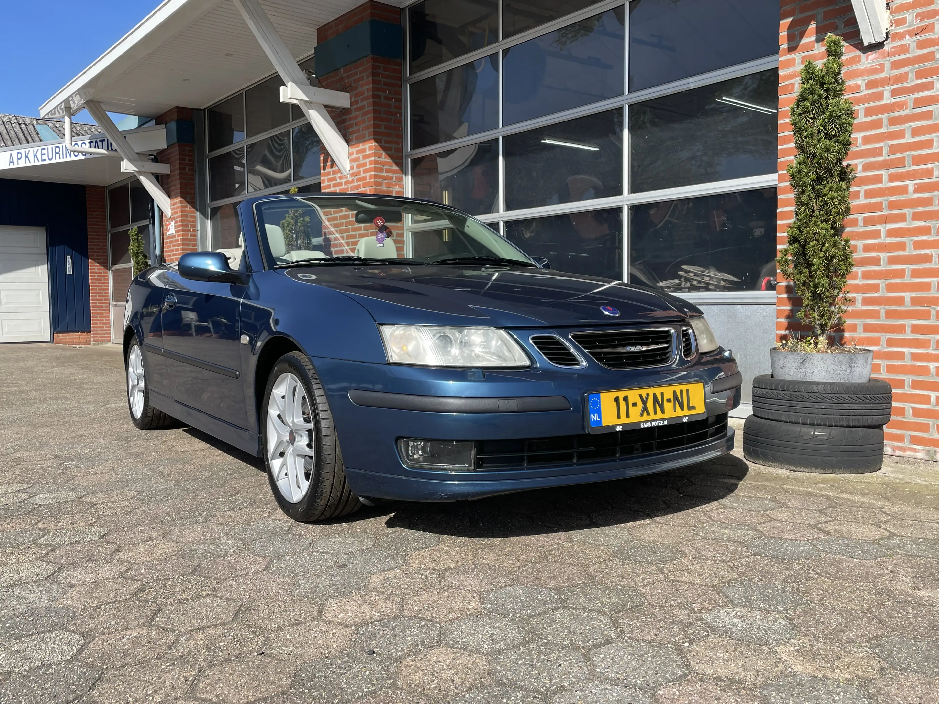 Saab 9-3 1.8t Vector — photo 11