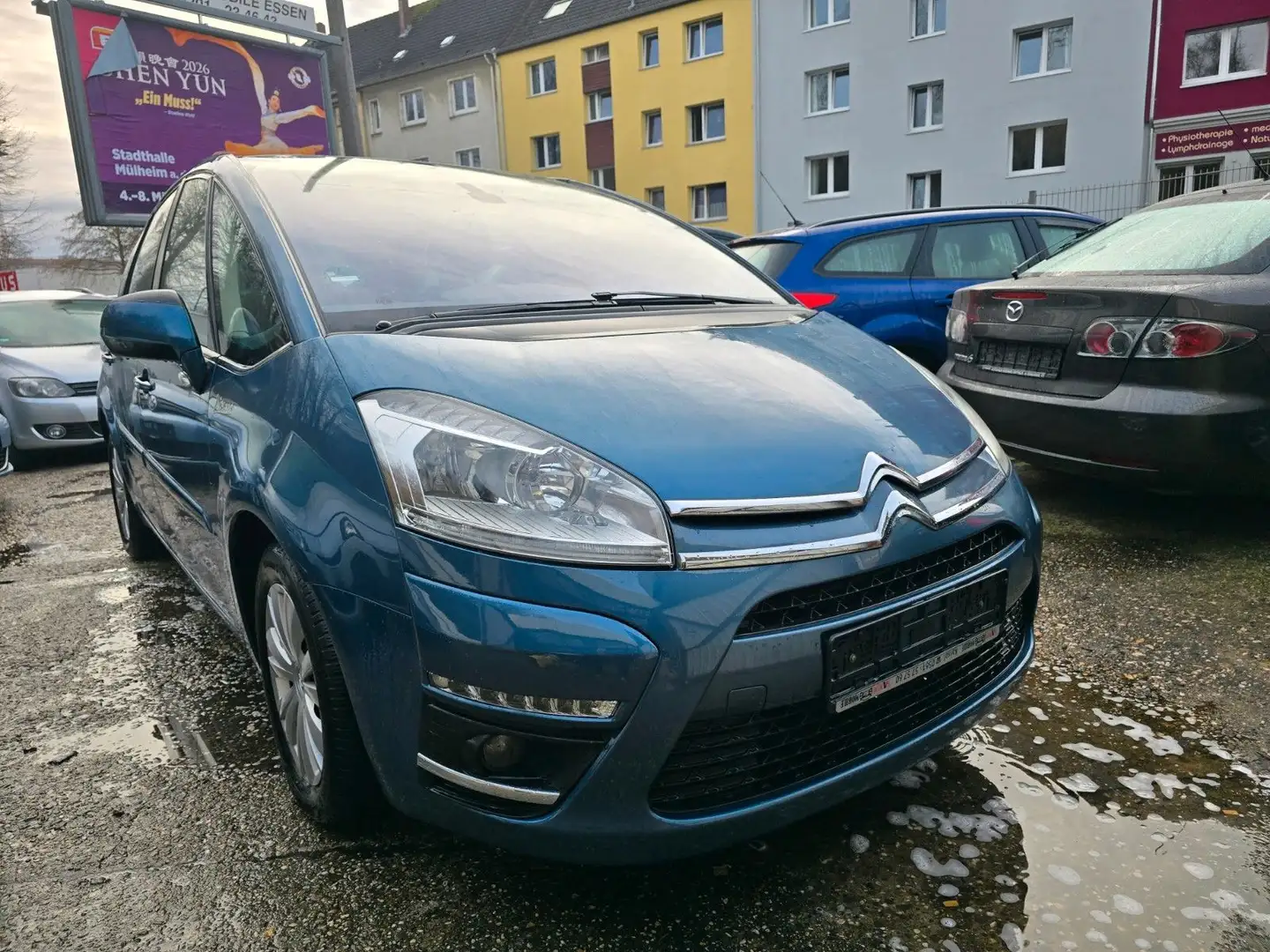 Citroen C4 Picasso Tendance Blau - 1