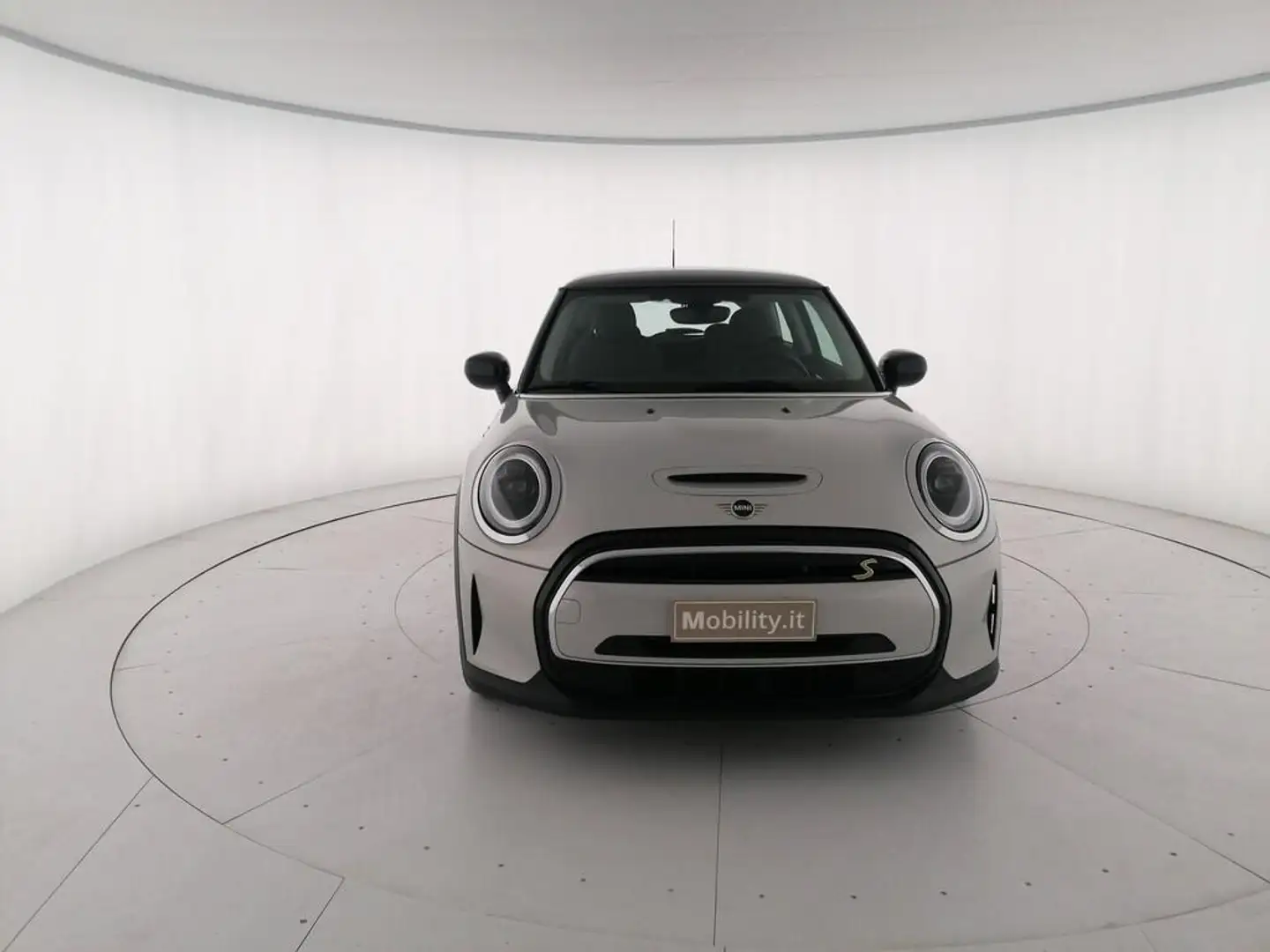 MINI Cooper SE Mini 3p  Resolute auto Argento - 2