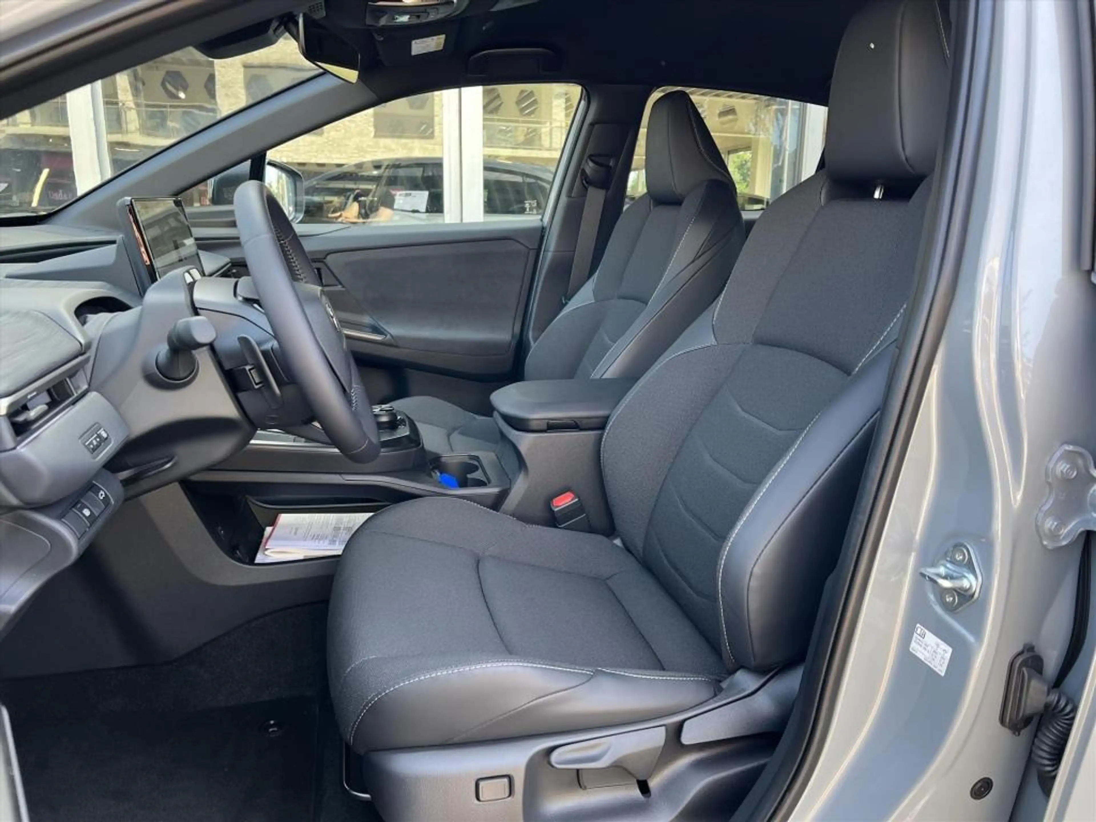 Toyota C-HR+ 77 kWh First Edition | 20 inch velgen, Elektrische — photo 11