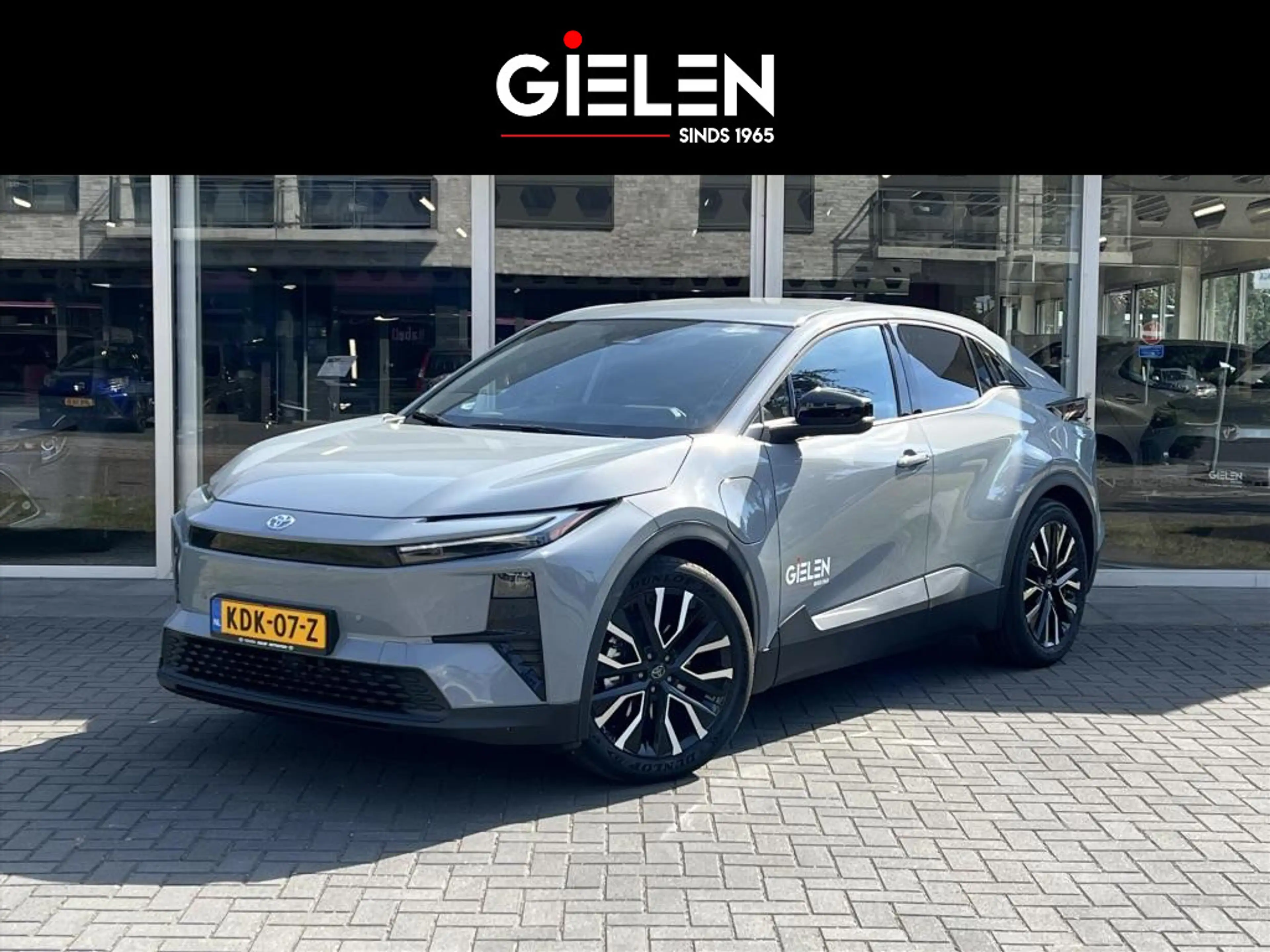 Toyota C-HR+ 77 kWh First Edition | 20 inch velgen, Elektrische