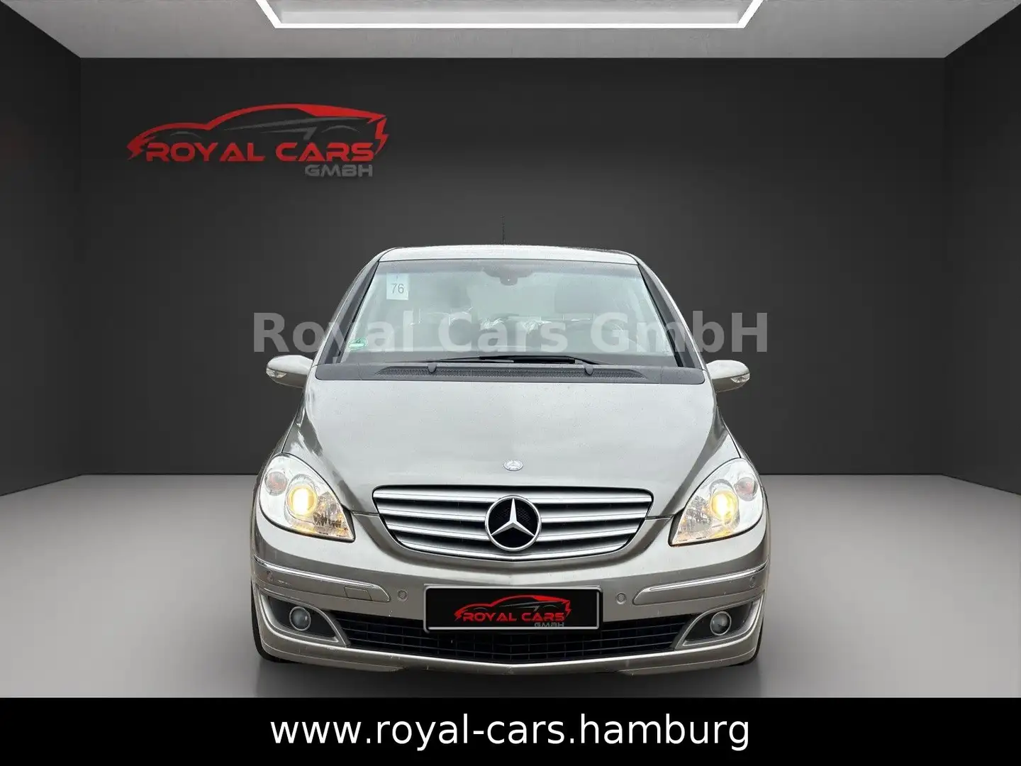 Mercedes-Benz B 200 *NAVI*KLIMA*PDC*SHZ*LEDER* Grau - 2