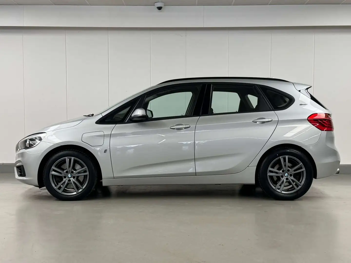 BMW 225 XEA ACTIVE TOURER iPERFORMANCE PLUG-IN HYBRID Gris - 2