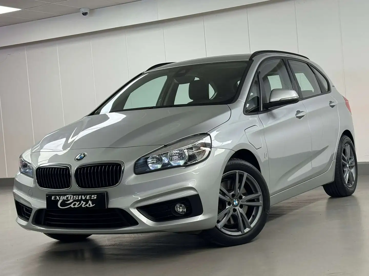 BMW 225 XEA ACTIVE TOURER iPERFORMANCE PLUG-IN HYBRID Gris - 1