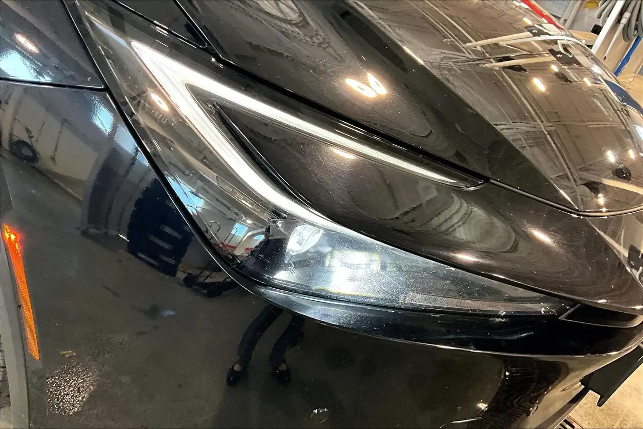 Toyota Prius Prime снимка Toyota Prius Prime