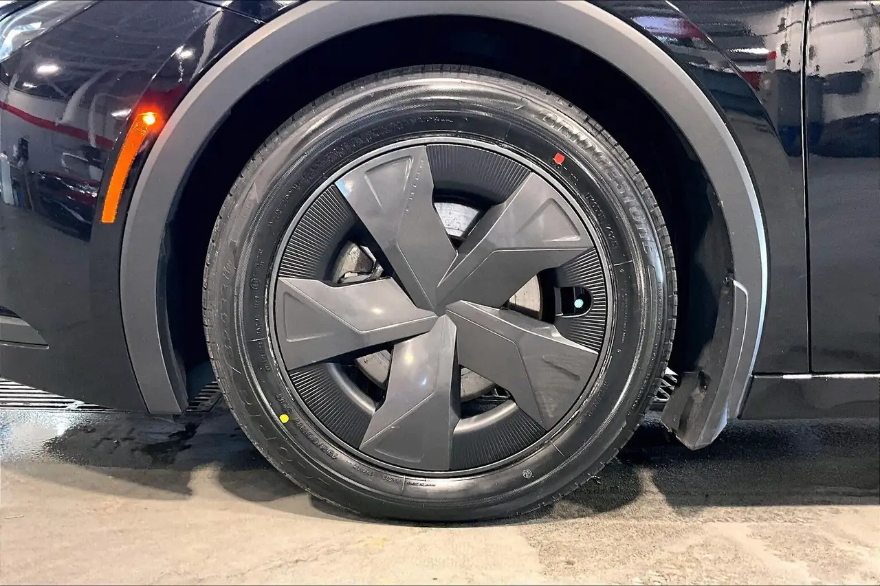 Toyota Prius Prime снимка Toyota Prius Prime