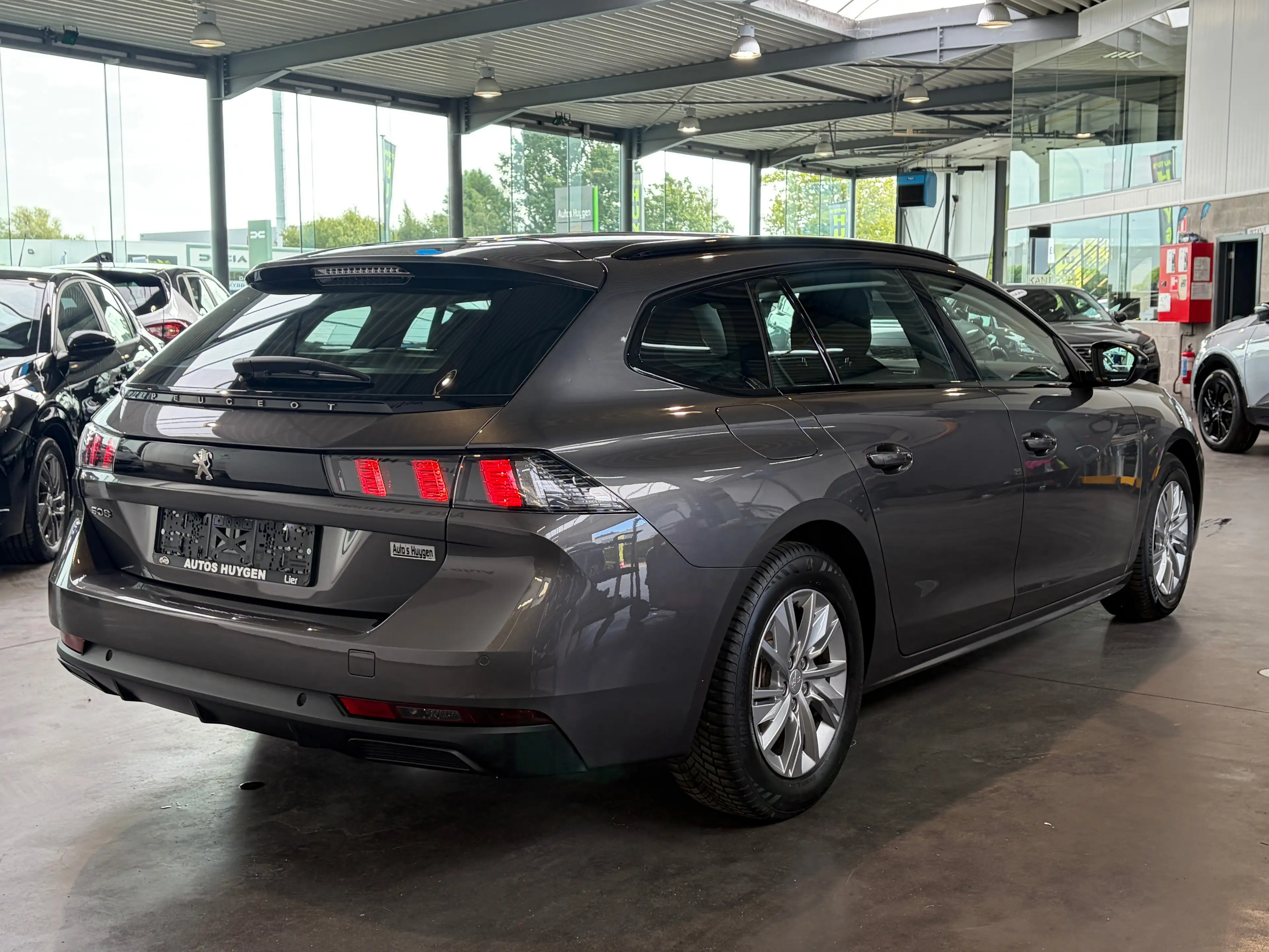 Peugeot 508 SW Active Pack S — photo 3
