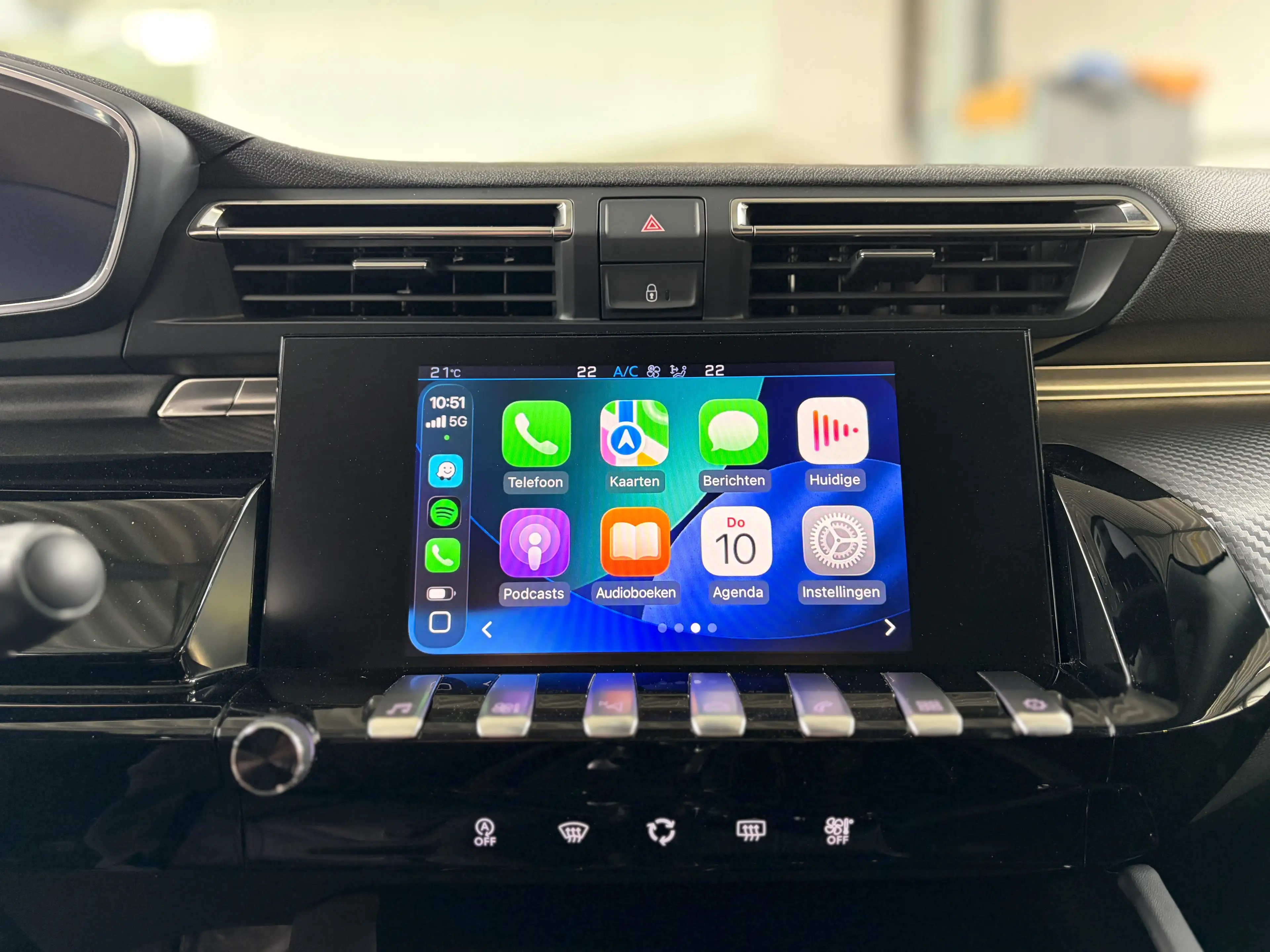 Peugeot 508 SW Active Pack S — photo 11