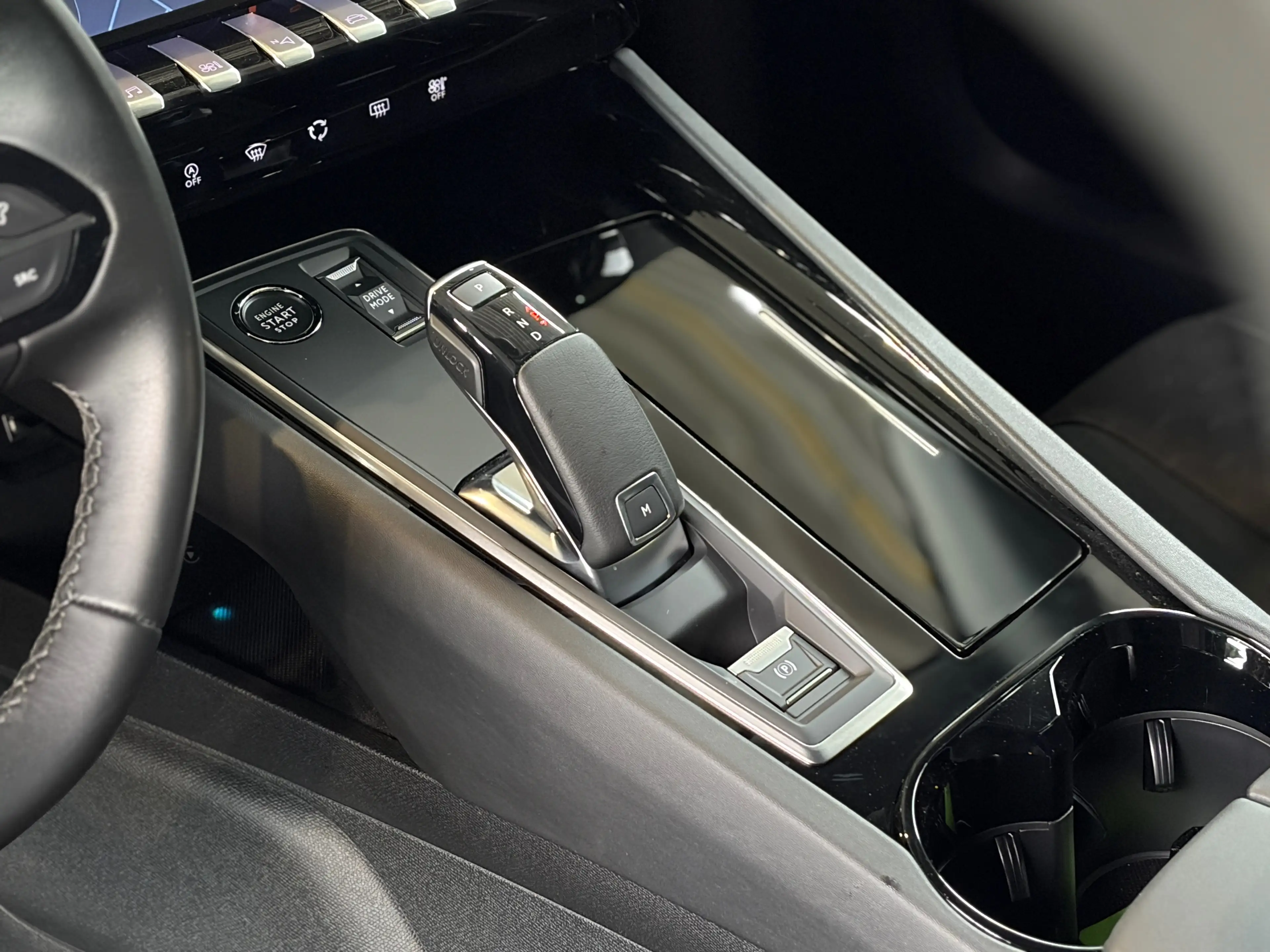 Peugeot 508 SW Active Pack S — photo 9