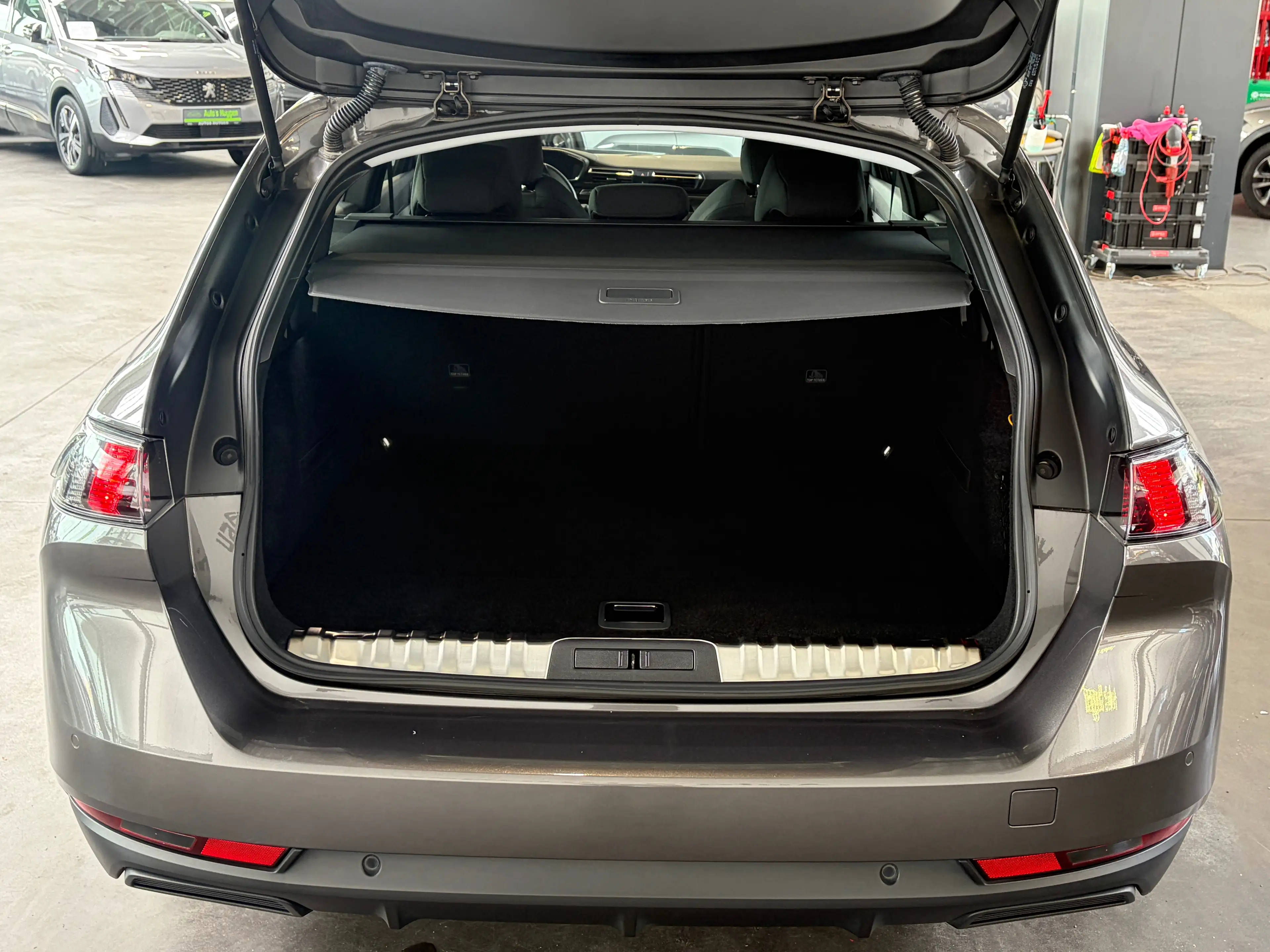 Peugeot 508 SW Active Pack S — photo 5