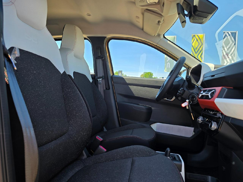 Dacia Spring Electric Essential — photo 4