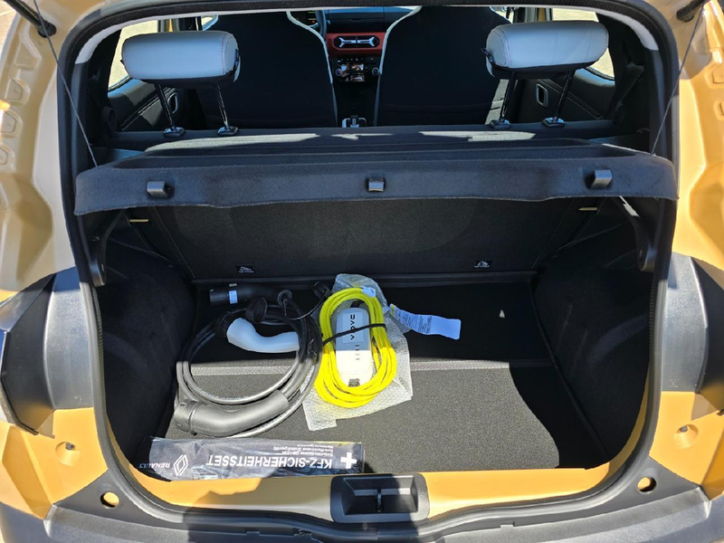 Dacia Spring Electric Essential — photo 10
