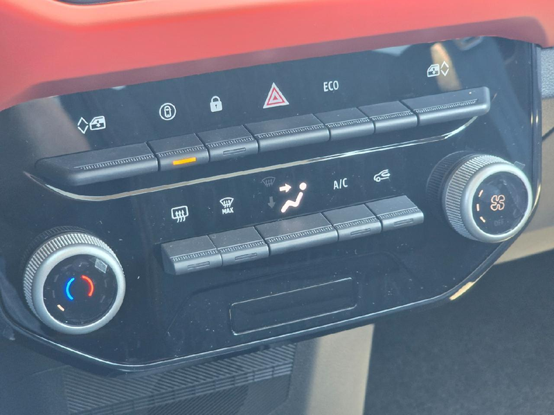 Dacia Spring Electric Essential — photo 8