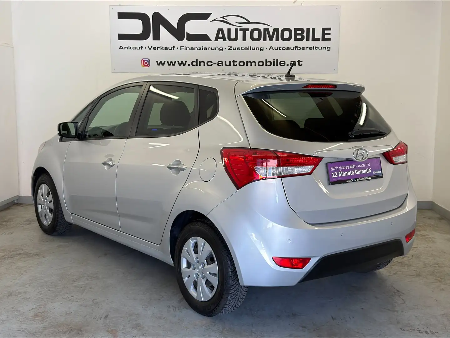 Hyundai iX20 1,4 CRDi Comfort*SHZ*PDC* Grau - 2