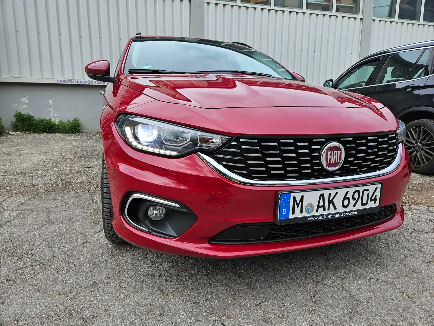 Fiat Tipo Tipo Kombi 1.6 MultiJet Lounge Rot - 1