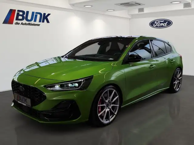 Ford Focus ST X 2.3L /Styling-Paket / Head-up-Display
