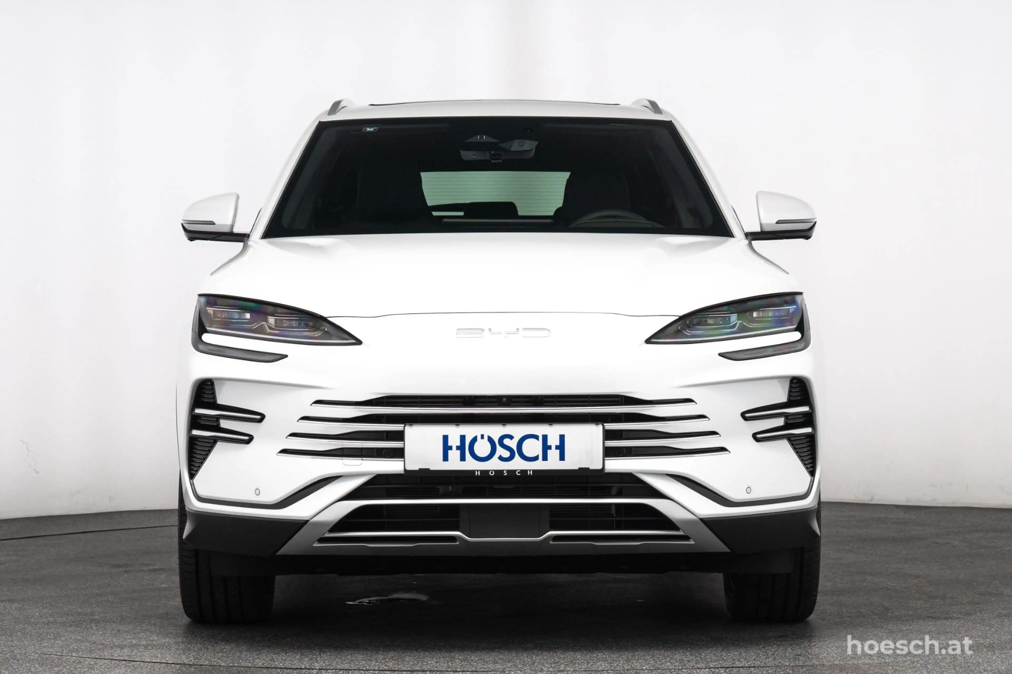 BYD Seal U DM-i DESIGN 4x4 HEAD-UP PANO GLEICH RESERVIEREN — photo 2