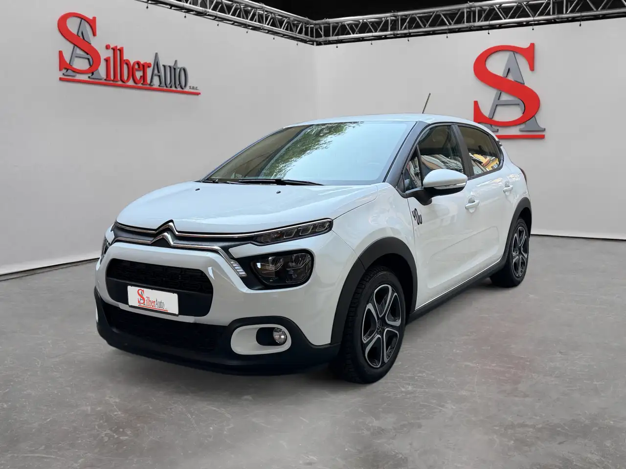 Citroen C3 1.2 puretech You s&s 83cv — photo 1 of 15