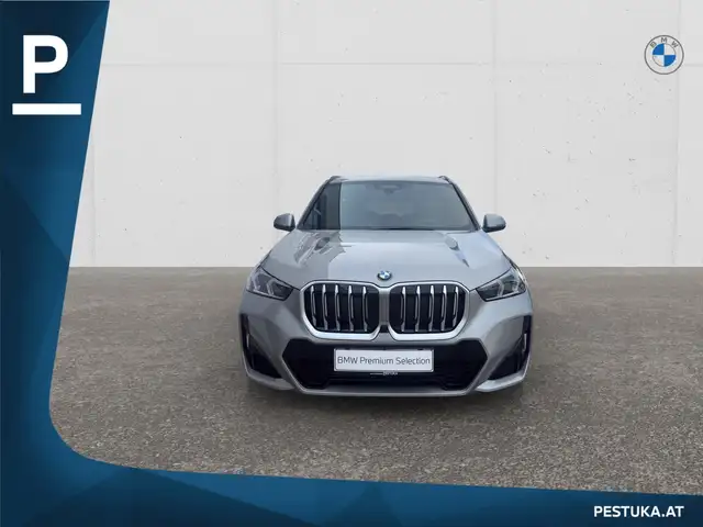 BMW X1 view 2