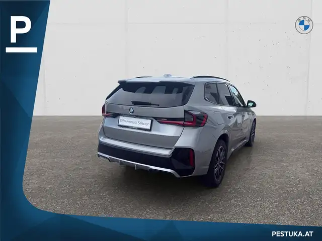 BMW X1 view 4